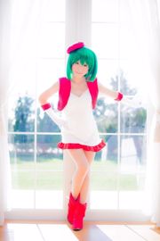 Yuki Mashiro Cosplay "Macros" Ranka Lee (versão de Natal)