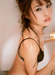 Fukushita Emi Megumi Fukushita „In Deep” [Image.tv]