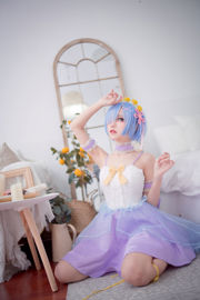 [福利COS] 花柒Hana - 天使蕾姆