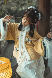 [Net Red COS] Anime blogger bodoh Momo - foto pribadi Hanfu